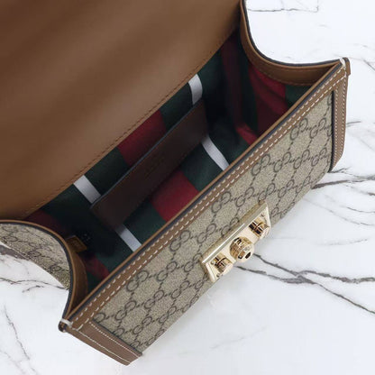Gucci Padlock small top handle bag✅*
*Size 20 cm*
For Price 👇 WhatsApp✅
0568585901 
0507557372
0552275751 Owner Zain 👌

Zain274
♥️♥️♥️
