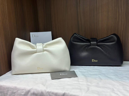 Dior
* Super master Quality 
* ⁠Size:24Cm 
1300 dhs💓

Zain255
♥️♥️♥️