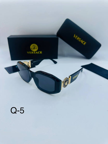 Sunglasses 🕶️*
New stock 💥
good quality 💯
Copy one 1️⃣ 
With master box 🗃️ 
50 dhs💛

Zain216
♥️♥️♥️