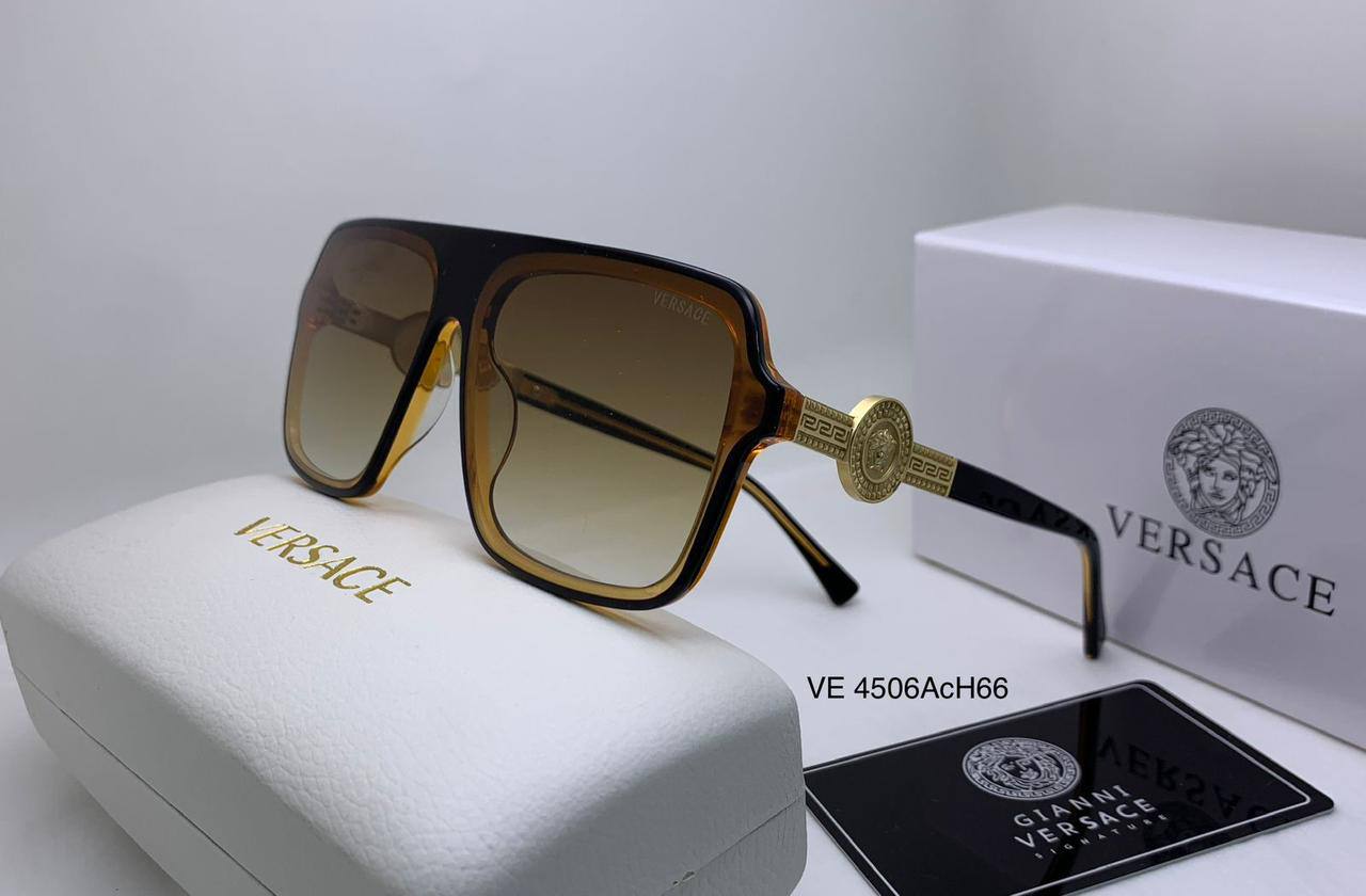 Master quality 
sunglasses 
180 dhs❣️

Zain126
♥️♥️♥️