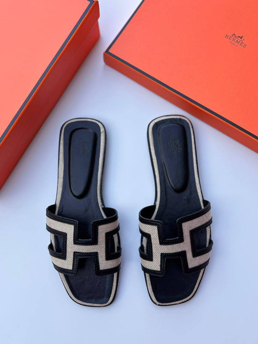 Hermes 
100 dhs🪙💚
Size 36-42

Zain54
♥️♥️♥️