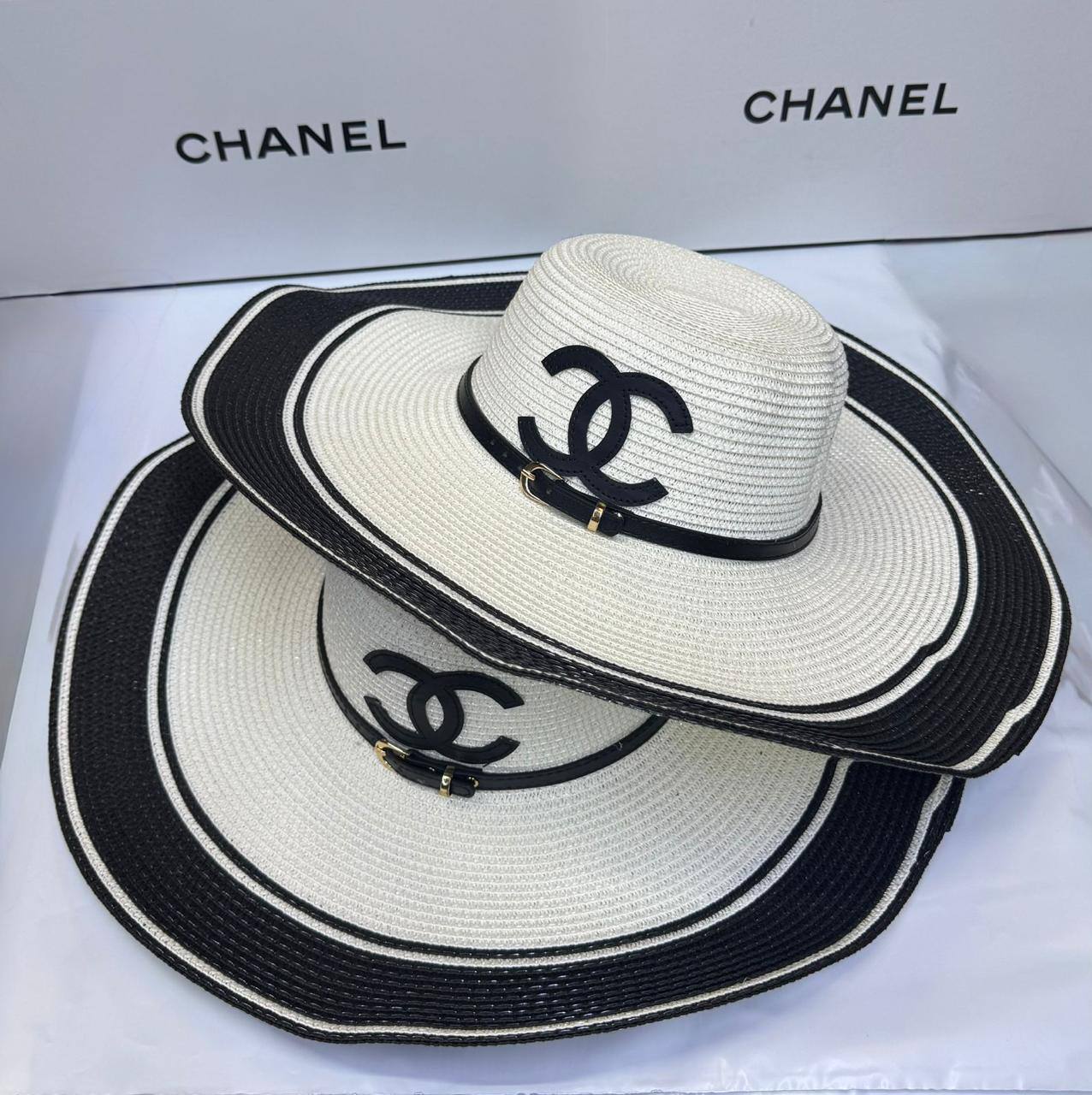 Beach HAT
60 dhs✅

Zain93
♥️♥️♥️