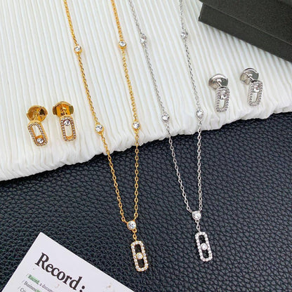 MESSIKA SET 
MASTER✨💫
NECKLACE EARRINGS
WITH BOX AND PAPER BAG🎁🛍️
100 dhs🇦🇪🇦🇪

Zain89
♥️♥️♥️
