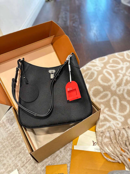 LV Master++
260 dhs🪙🌨️

Zain10
♥️♥️♥️