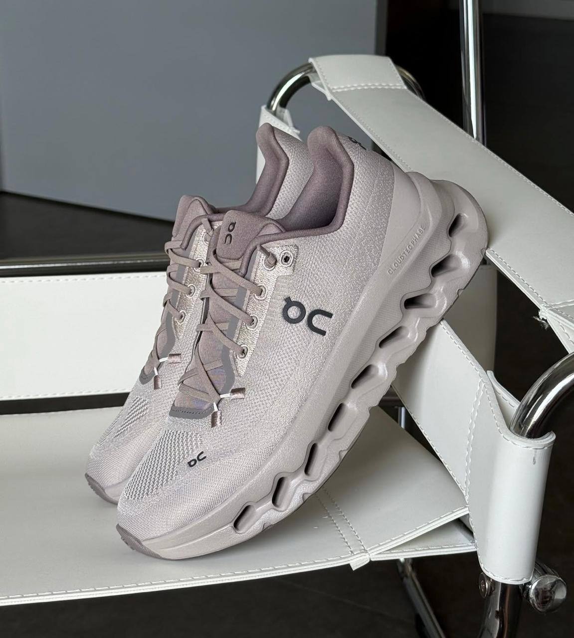 On Running Cloudtilt
Cinder Ash，
Size 36-45 ，
240 dhs💓

Zain18
♥️♥️♥️