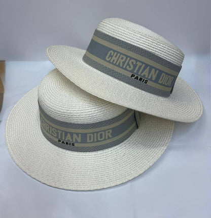 Beach HAT
60 dhs✅

Zain93
♥️♥️♥️