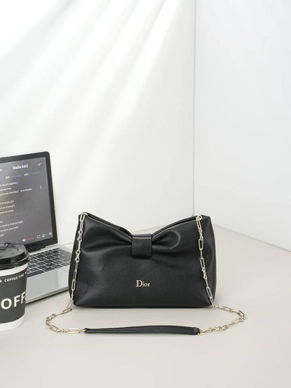 Dior
Master
330 dhs✅

Zain141
♥️♥️♥️