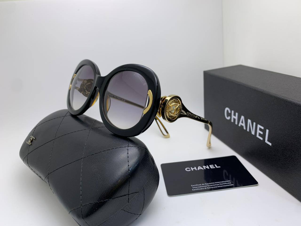Chanel
Master👌👌👌
70 dhs🇦🇪

Zain126
♥️♥️♥️