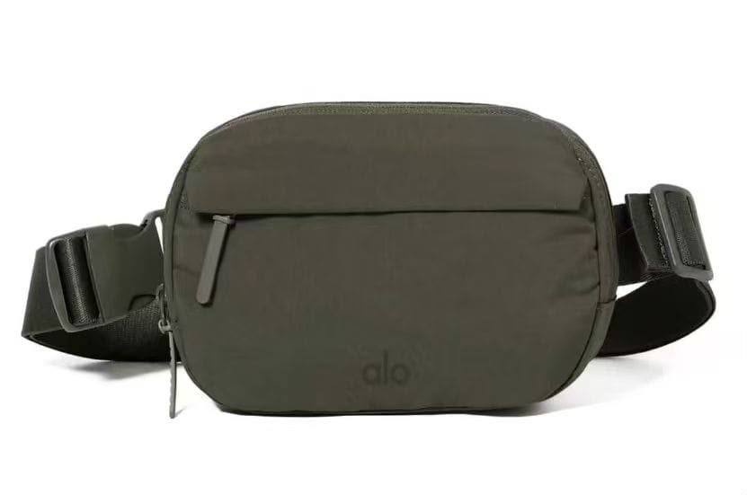 ALO
UNISEX MINI NYLON BELT BAG
GOOD QUALITY
40 dhs✅

Zain40
♥️♥️♥️