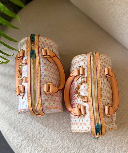 🌿💗*Louis Vuitton*😍🍃
    
      🍂 🩵20 cm🤍 🍂
For Price 👇 WhatsApp✅
0568585901 
0507557372
0552275751 Owner Zain 👌

Zain246
♥️♥️♥️