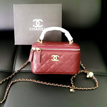 Chanel
96 dhs🇦🇪

with box
🎁🎁🎁

18cm

Zain26
♥️♥️♥️