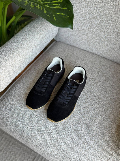 Loro piana

36 to 41 

500 dhs🇦🇪🇦🇪

Zain288
♥️♥️♥️
