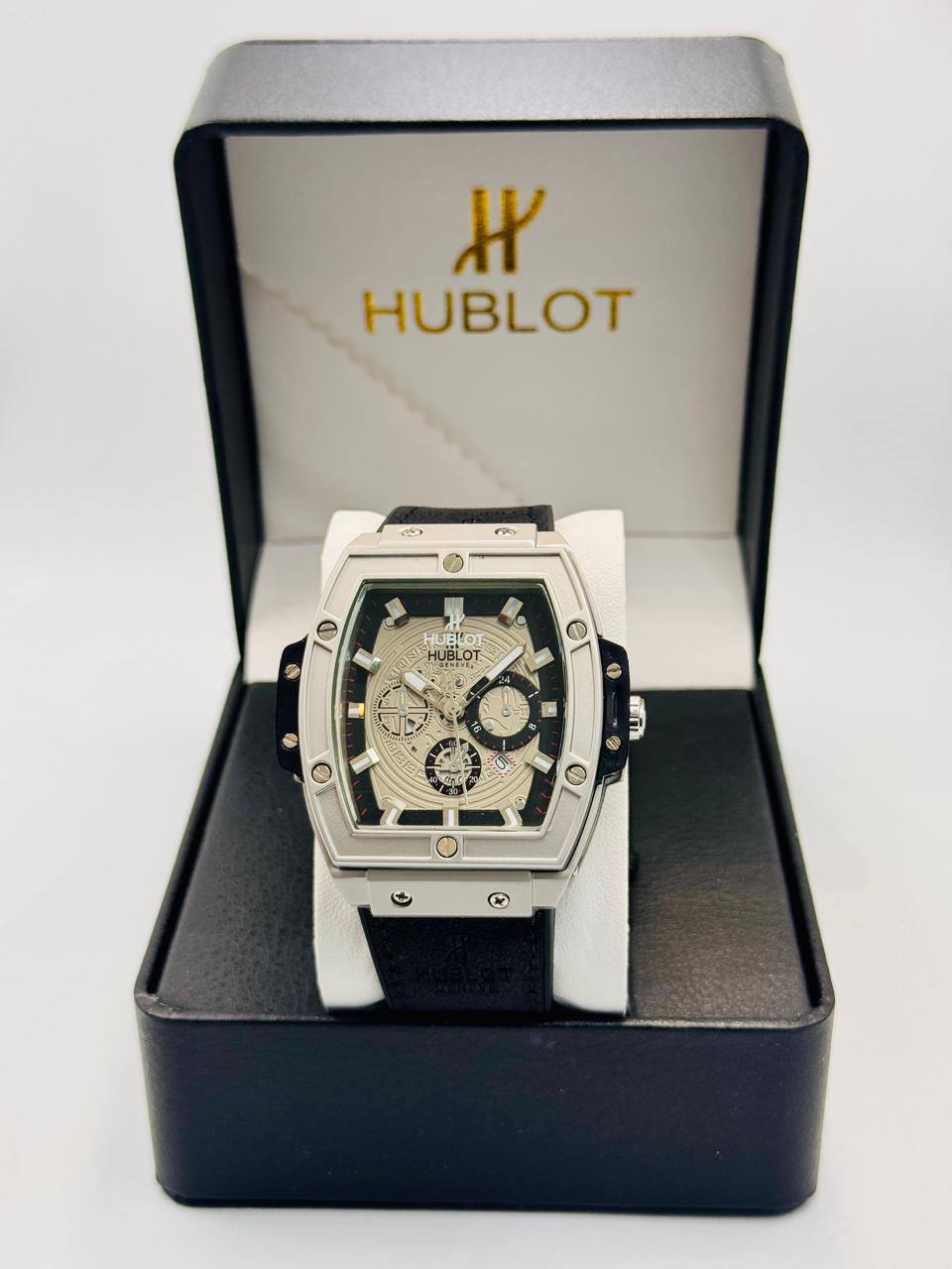 Hublot Men
*New Arrival*🔥
60 dhs🌺

Zain08
♥️♥️♥️