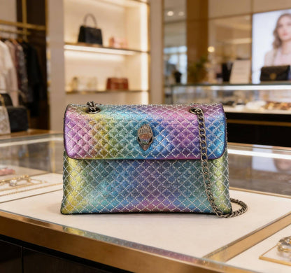Aigner

115 dhs🇦🇪🇦🇪
Have box

Zain07
♥️♥️♥️