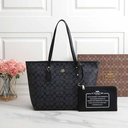 Coach 

With Box
🎁🎁🎁

95 dhs❣️

Zain250
♥️♥️♥️