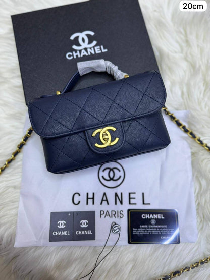 💗 Chanel 25K
1️⃣ First quality +🎁
Size : 20 * 15 cm
90 dhs✅

with box 🎁

Zain115
♥️♥️♥️