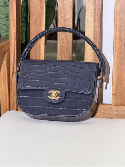 Bags
Super Master Quality ⚡️
Original Packing 🎁
Size 20&25 CM📏
For Price 👇 WhatsApp✅
0568585901 
0507557372
0552275751 Owner Zain 👌

Zain321
♥️♥️♥️