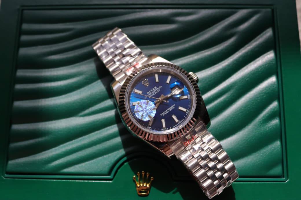Rolex 

Good Quality  

250 dhs💓

Zain33
♥️♥️♥️