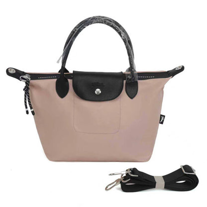 LONG CHAMP 
GOOD QUALITY 
60 dhs🌺

Zain40
♥️♥️♥️