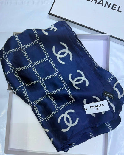 Silk scarf 🧣
40 dhs💓

Zain93
♥️♥️♥️