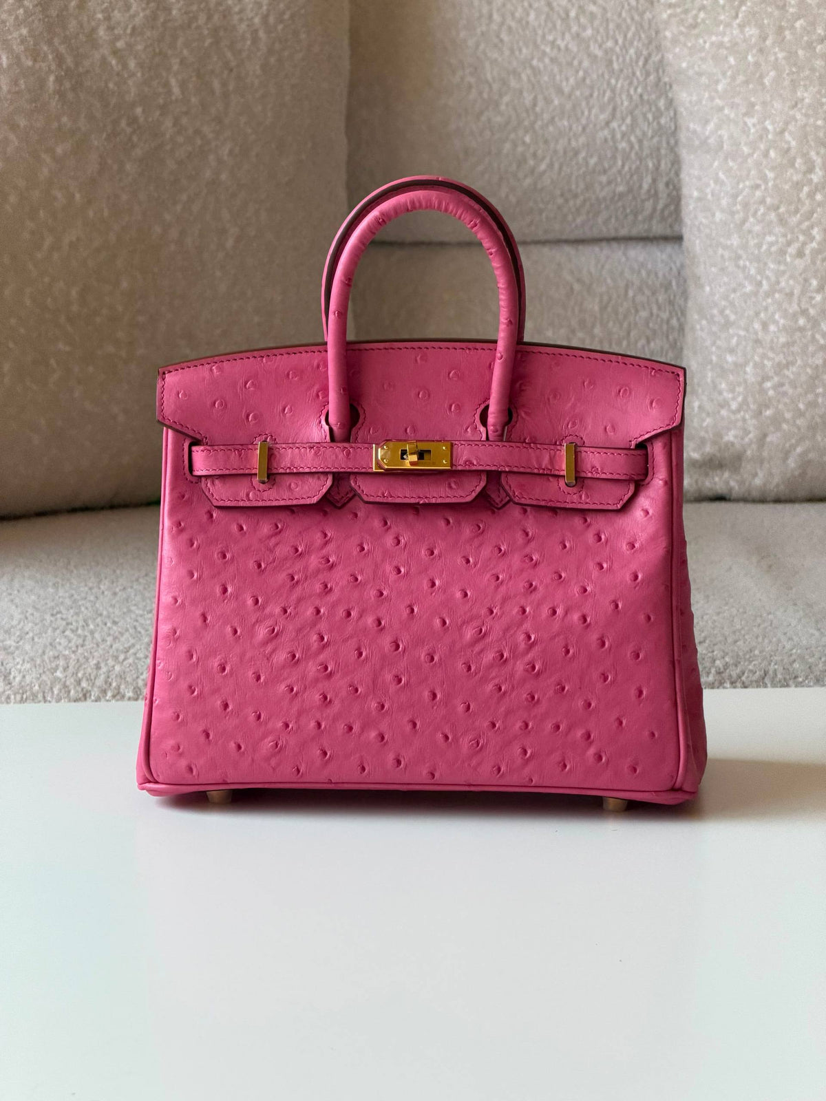 Hermes birkin 

25cm💕

master quality😍
with box❤️

670 dhs🇦🇪

Zain52
♥️♥️♥️