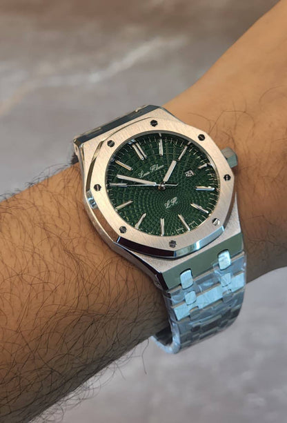 Louis Hilano watch for men good quality 
230 dhs🪙🖤

Zain59
♥️♥️♥️