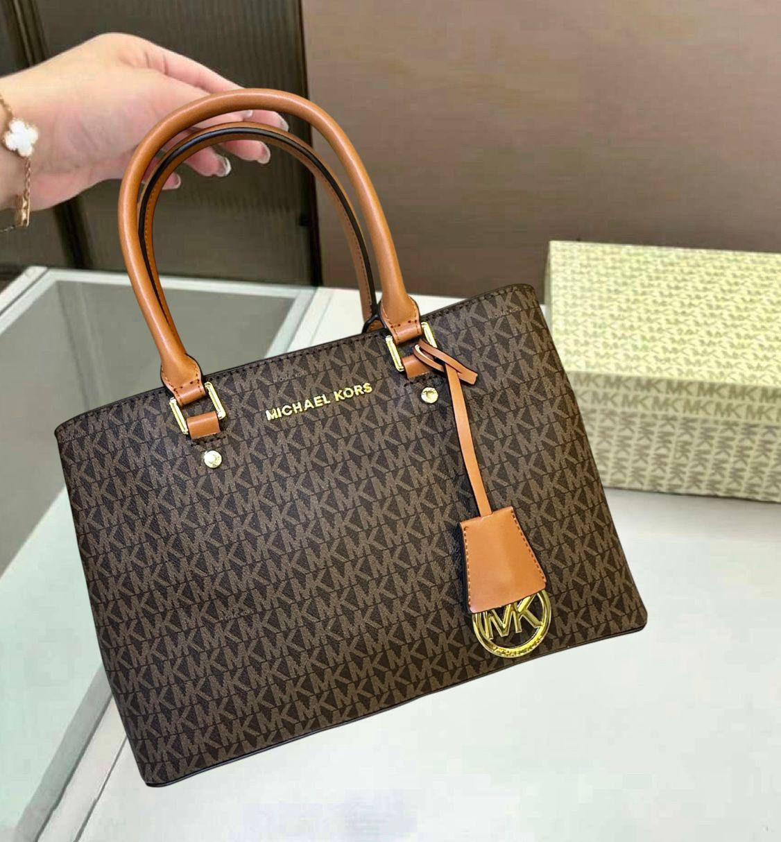 MK 

RESTOCK  

GOOD QUALITY 

110 dhs🇦🇪🇦🇪

Zain295
♥️♥️♥️