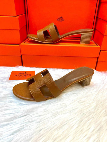 Hermes 

Heel New Arrived, 
Size 36 To 41

100 dhs 🇦🇪🇦🇪

Zain120
♥️♥️♥️