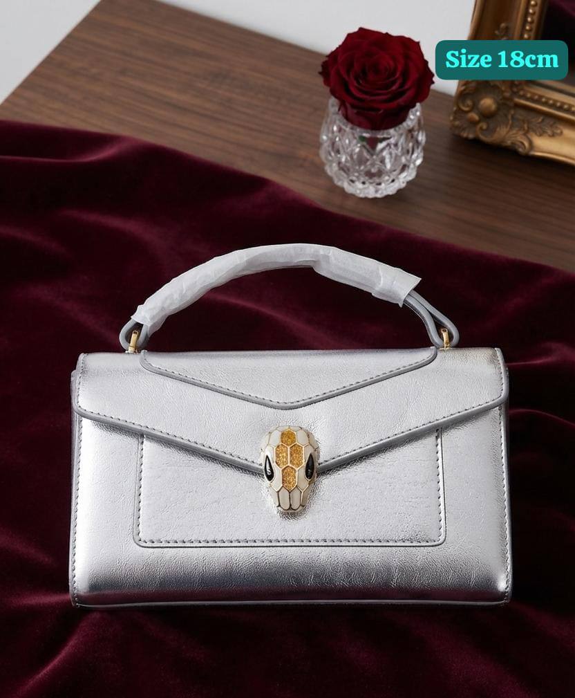 Bvlgari
120 dhs🇦🇪🇦🇪

Zain186
♥️♥️♥️