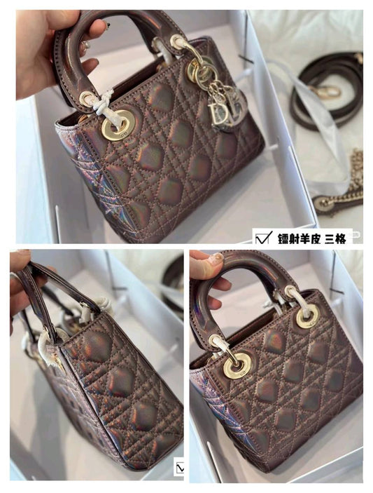 Dior - Master

250 dhs🪙🌨️
17 CM

Zain10
♥️♥️♥️