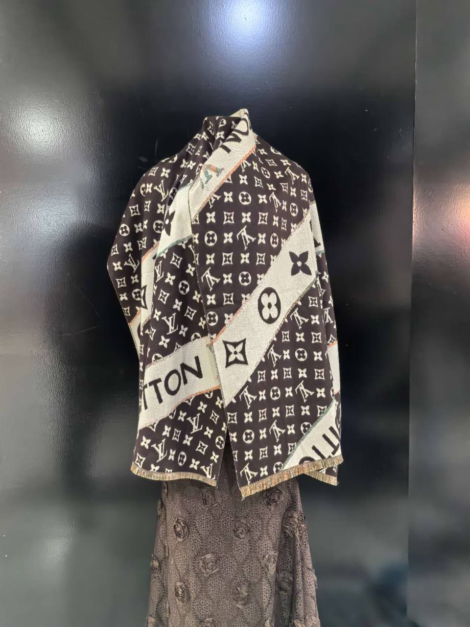 Good quality 
Scarf 
45 dhs🇦🇪🇦🇪

Zain295
♥️♥️♥️