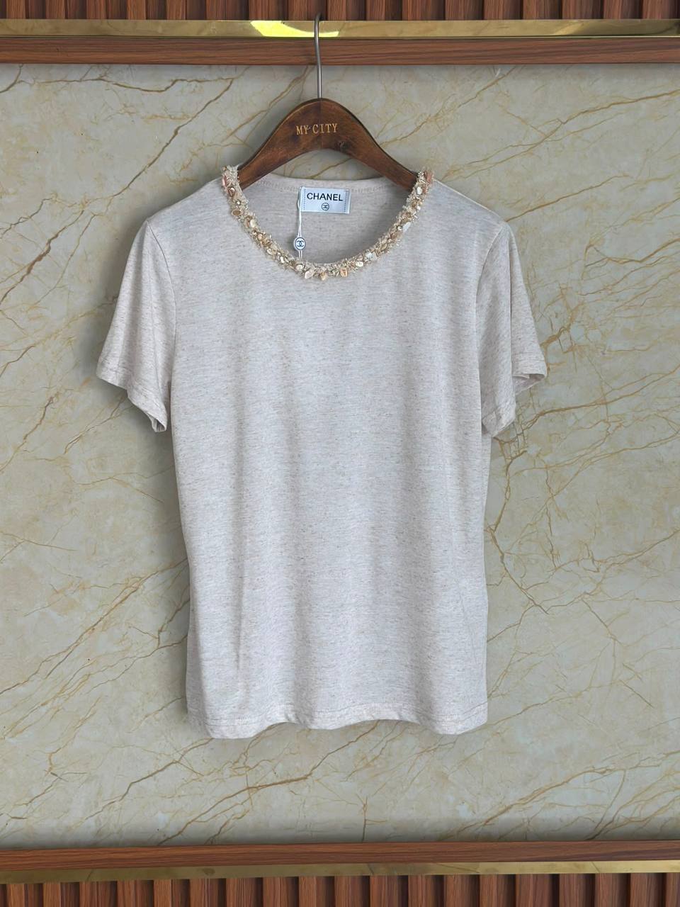 CHANEL
Women’s Tshirt
Master Quality 
SML
320 dhs🇦🇪🇦🇪

Zain276
♥️♥️♥️