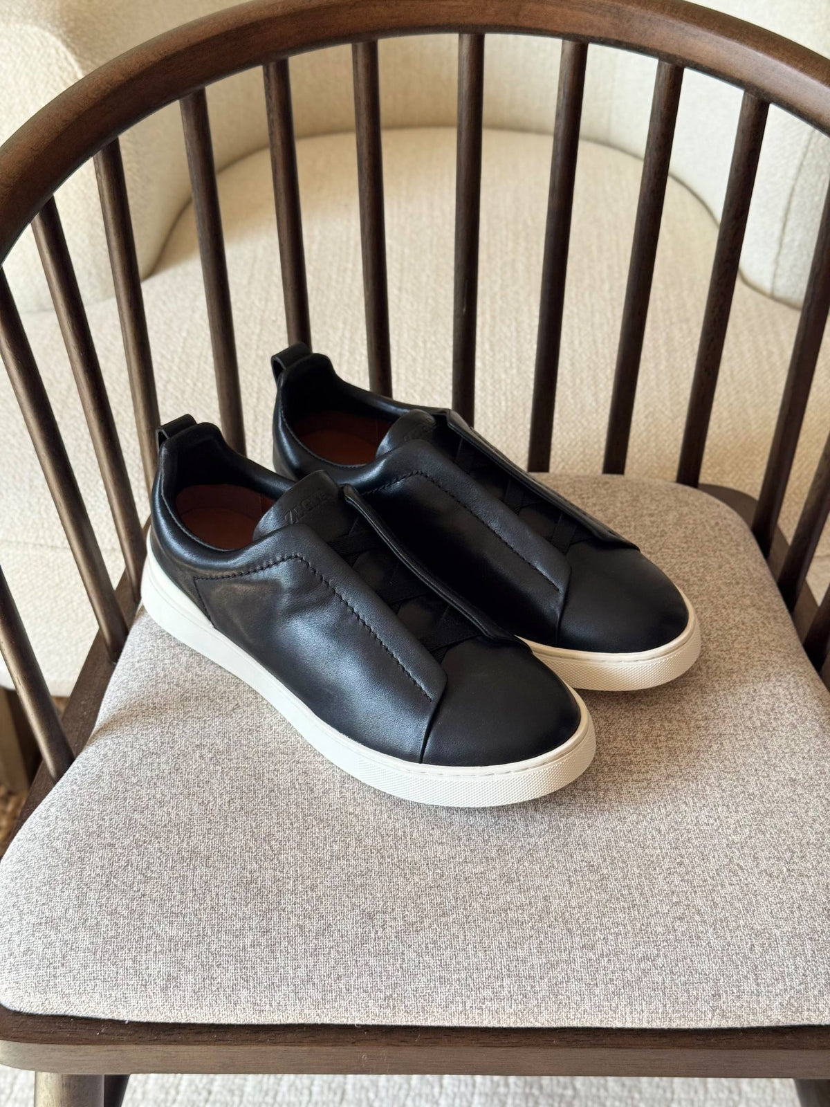 ZEGNA SNEAKERS 

AAA QUALITY

 SIZE:40 to 46 

500 dhs🇦🇪🇦🇪

Zain185
♥️♥️♥️