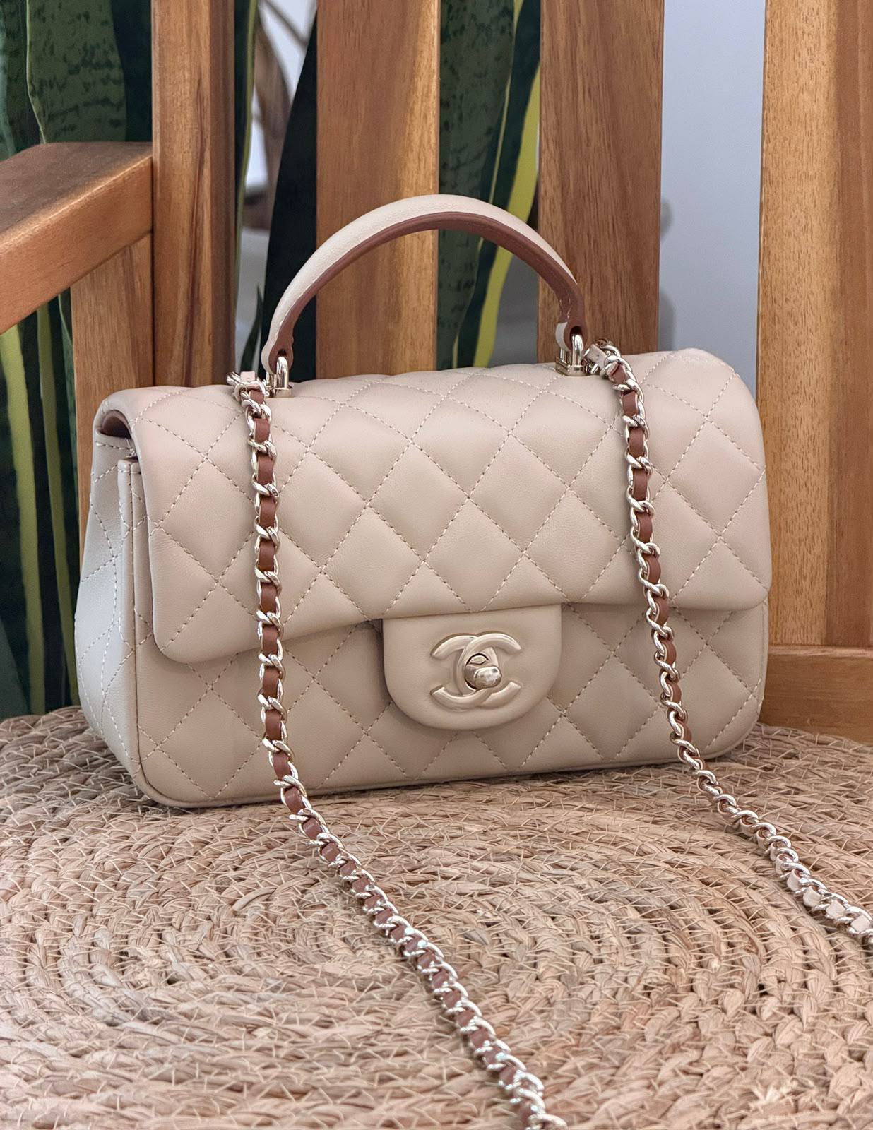 CHANEL 
Super Master Quality ⚡️
Original Packing 🎁
Size 20CM📏
For Price 👇 WhatsApp✅
0568585901 
0507557372
0552275751 Owner Zain 👌

Zain321
♥️♥️♥️