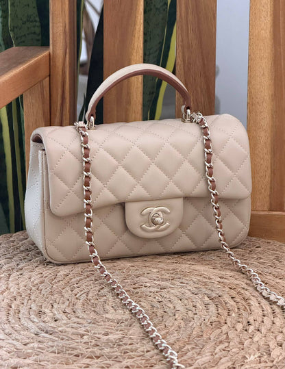 CHANEL 
Super Master Quality ⚡️
Original Packing 🎁
Size 20CM📏
For Price 👇 WhatsApp✅
0568585901 
0507557372
0552275751 Owner Zain 👌

Zain321
♥️♥️♥️