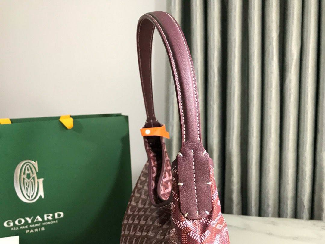 GOYARD 
HIGH QUALITY 
110 dhs✅

Zain295
♥️♥️♥️