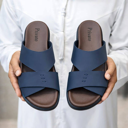 slippers for men good quality  with box and paper bag size available (40to46) 6to12) 
180 dhs❣️

Zain59
♥️♥️♥️