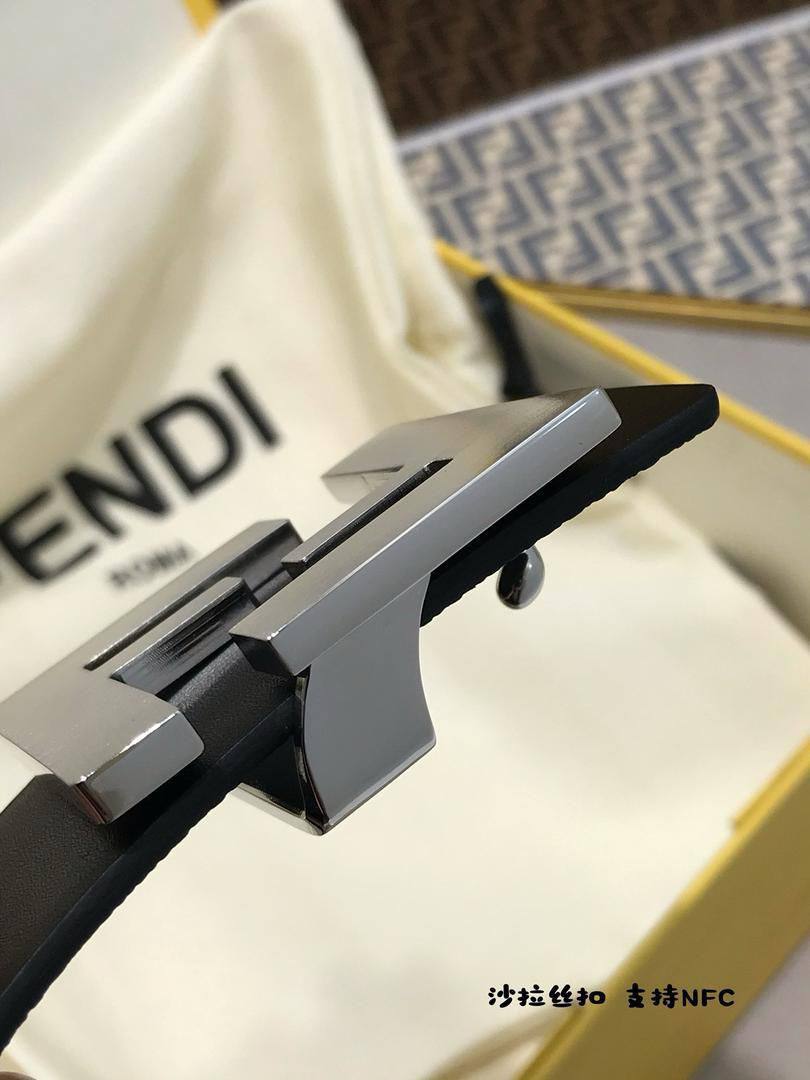 FENDI

Master quality

320 dhs🇦🇪🇦🇪

Zain164
♥️♥️♥️