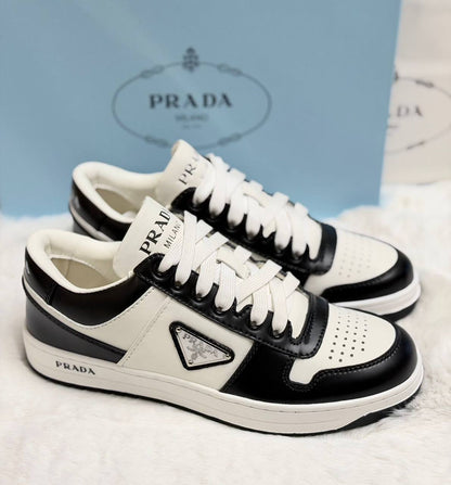 PRADA
💎 _*VIP QUALITY +A*_ 💎
Size 37 To 41

530 dhs✅

Zain292
♥️♥️♥️