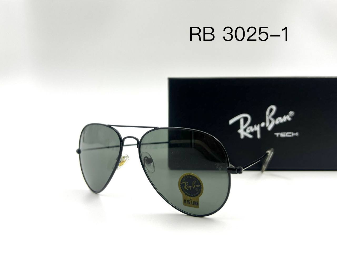 RayBan 💥*
Sunglasses 🕶️ 
good quality 💯
With master box 🗃️ 
50 dhs✅

Zain273
♥️♥️♥️