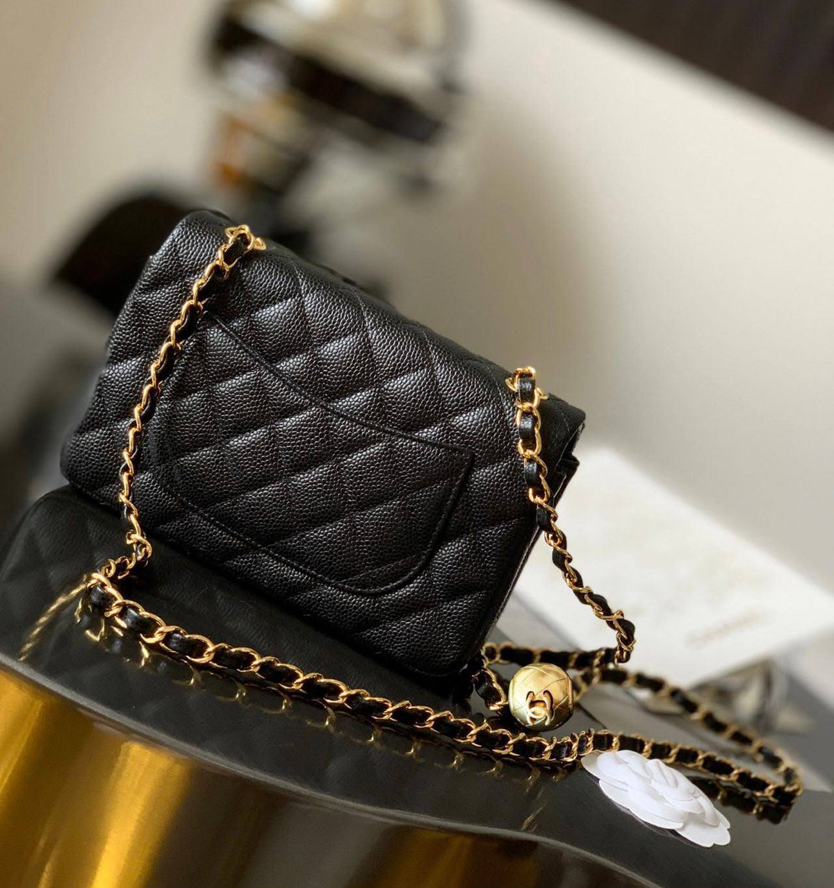 CHANEL

 RESTOCK 
GOOD QUALITY 

WITH BOX 
100 dhs🇦🇪🇦🇪

Size:22cm

Zain295
Zain39
♥️♥️♥️