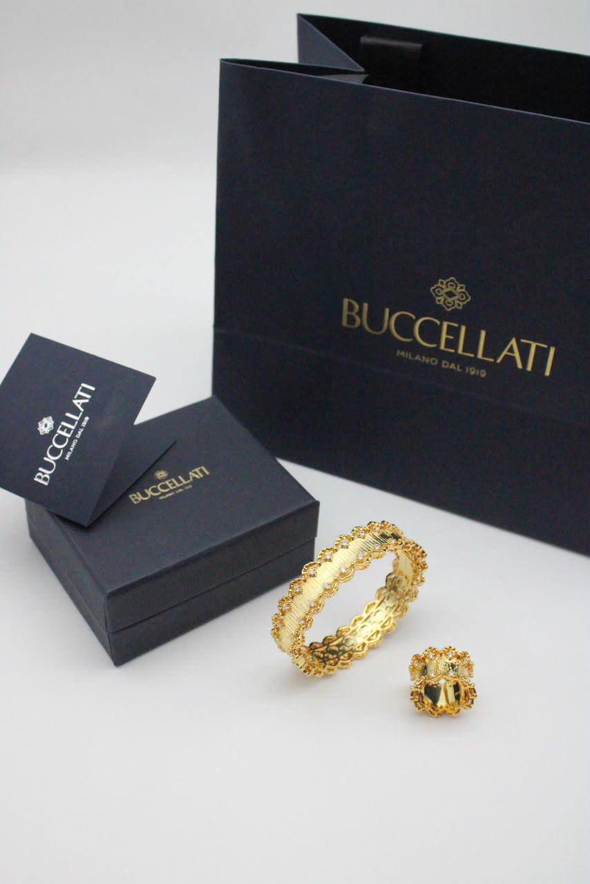 Buccellati

130 dhs set

Zain122
♥️♥️♥️