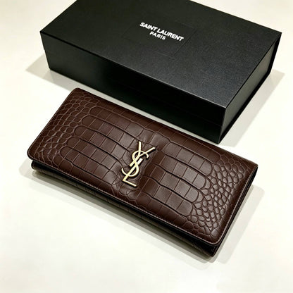YSL
MASTER QUALITY 
WITH BOX 
230 dhs🇦🇪🇦🇪
(leather )

Zain295
♥️♥️♥️