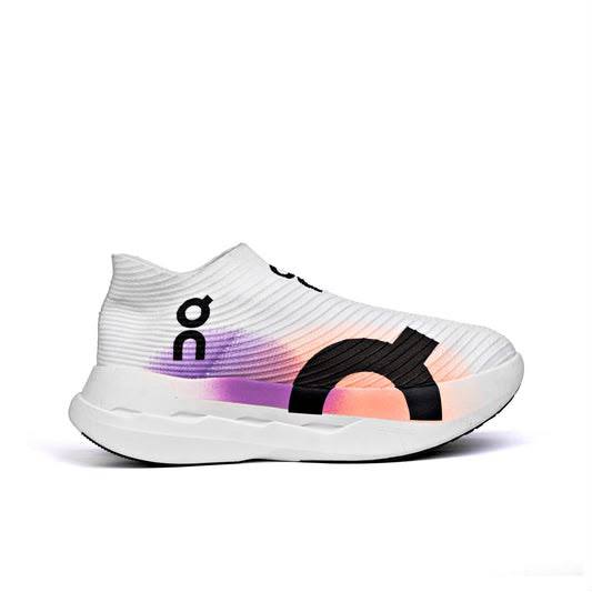 On Cloudboom strike light spray 
NEW ARRIVALS 🤩
40-45 AVAILABLE 😇
190 dhs🇦🇪🇦🇪

Zain242
♥️♥️♥️