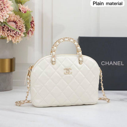 🌈 Chanel 
1️⃣ First quality +🎁
Size : 20 * 15 cm
85 dhs✅
with box 🎁

Zain115
♥️♥️♥️