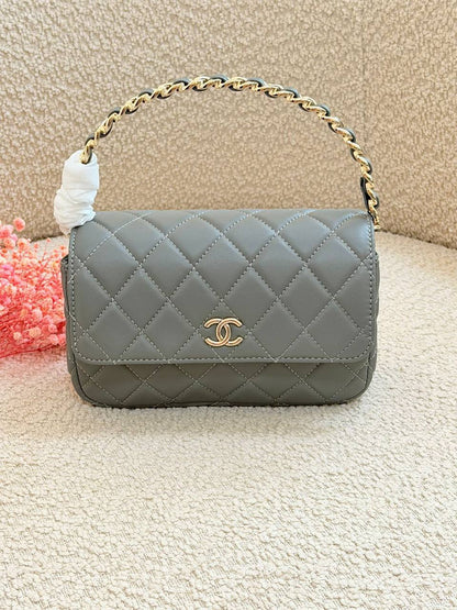 Chanel
Master
270 dhs✅

Zain134
♥️♥️♥️