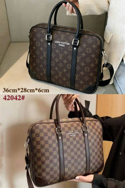 LV
90 dhs💛

Zain295
♥️♥️♥️