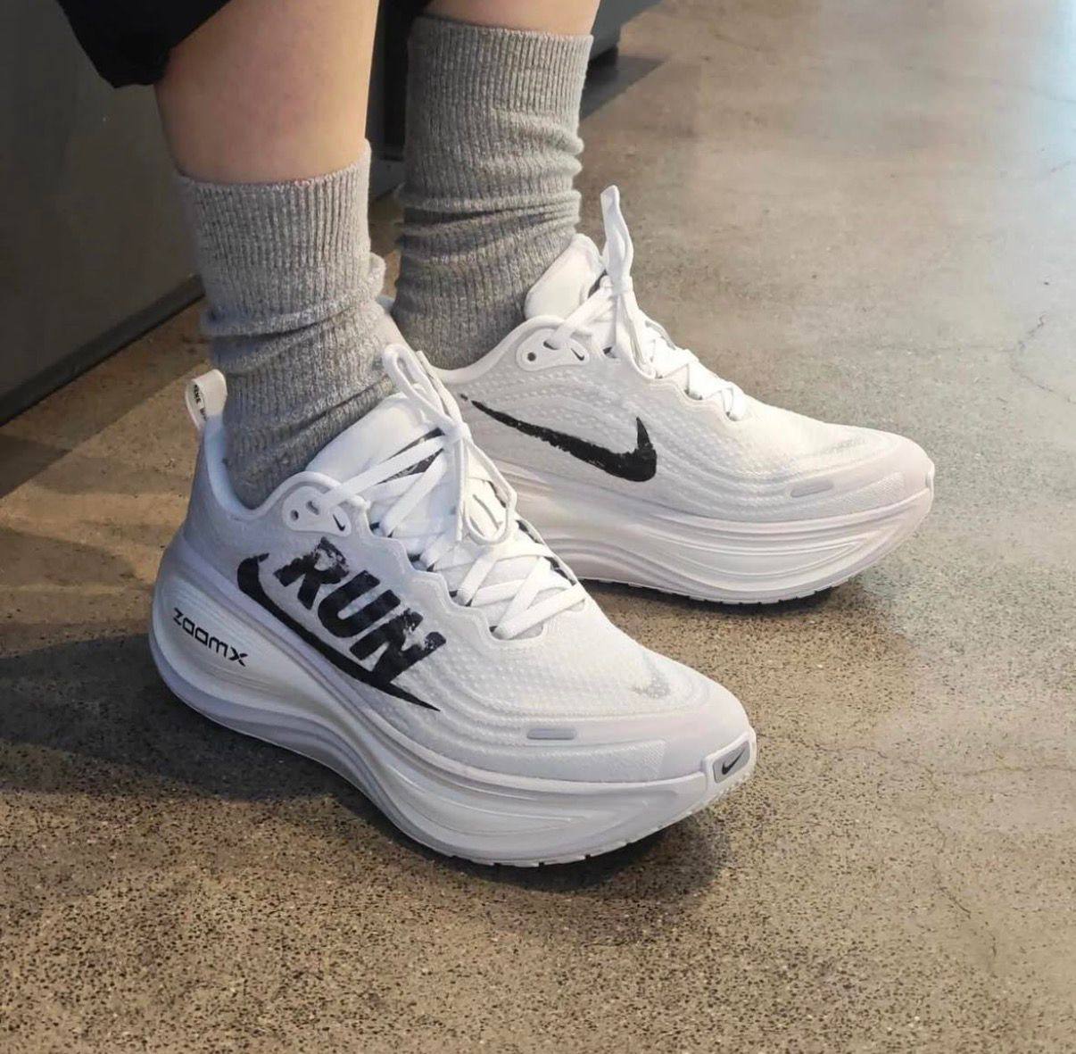 Nike Vomero Plus，
Size 36-45 ，
250 dhs✅

Zain18
♥️♥️♥️