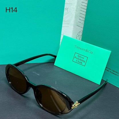 Tiffany ❤️‍🔥*
Sunglasses 🕶️ 
Copy one❣️
good quality 💯
With master box 🗃️ 
50 dhs🪙🌨️

Zain216
♥️♥️♥️