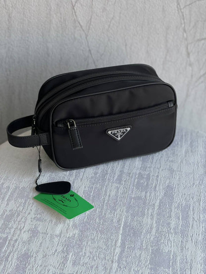 PRADA
Wash Bag
Master Quality


Size 22cm —Price 350 dhs🇦🇪
Size 26cm —Price 410 dhs🇦🇪

Zain179
♥️♥️♥️